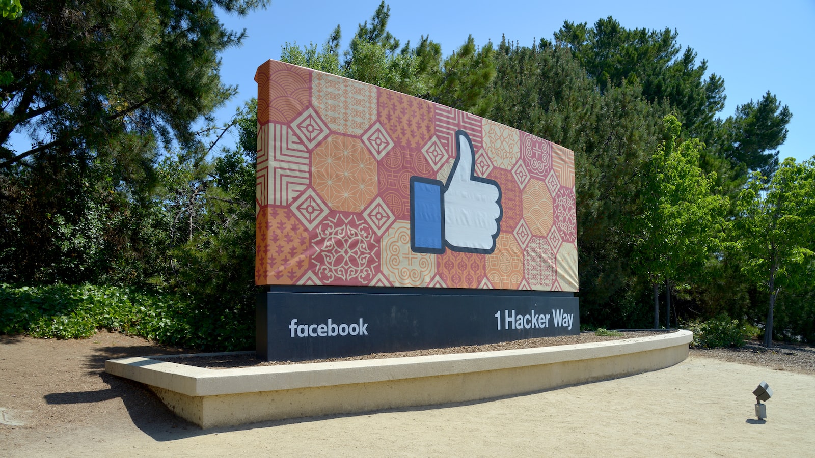 Raih Potensi Lebih Dalam: Mengoptimalkan Facebook sebagai Halaman