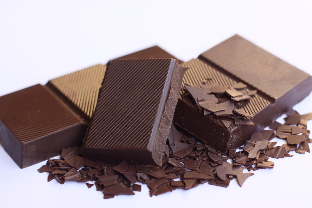 Magic Coklat: Pesona Hunian Minimalis dengan Warna Memukau