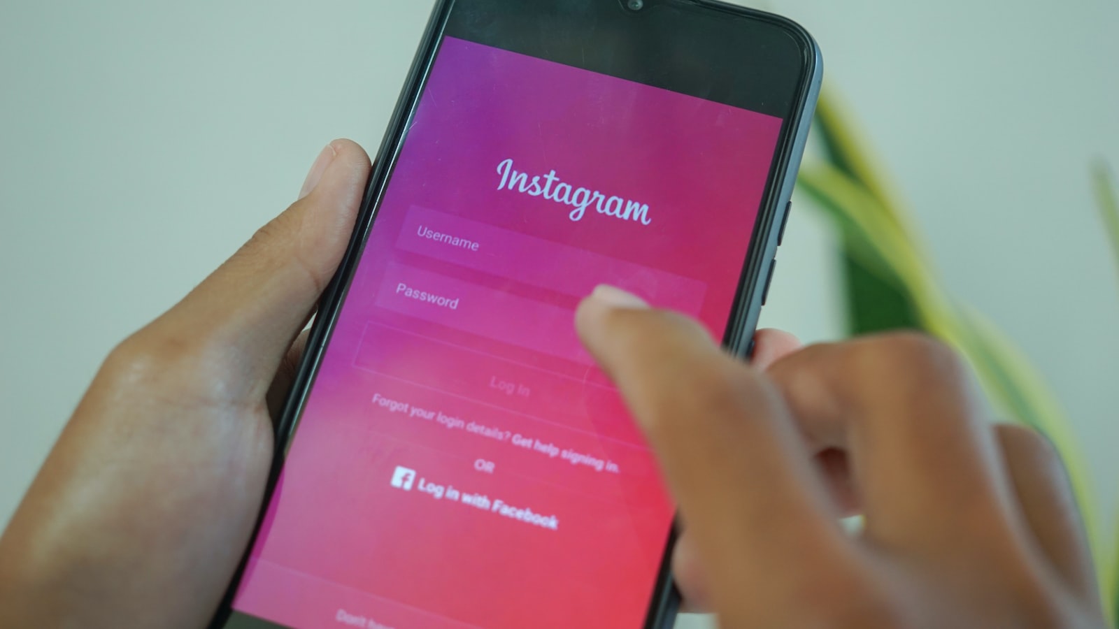 Rahasia Terungkap: Temukan Kata Sandi Instagram & Facebook yang Saling Terhubung